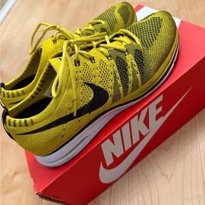 Nike Flyknit Trainer Bright Citron Sneakers